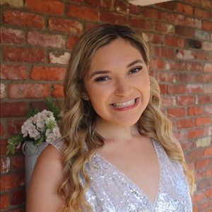 Meet your Posher, Phoebe